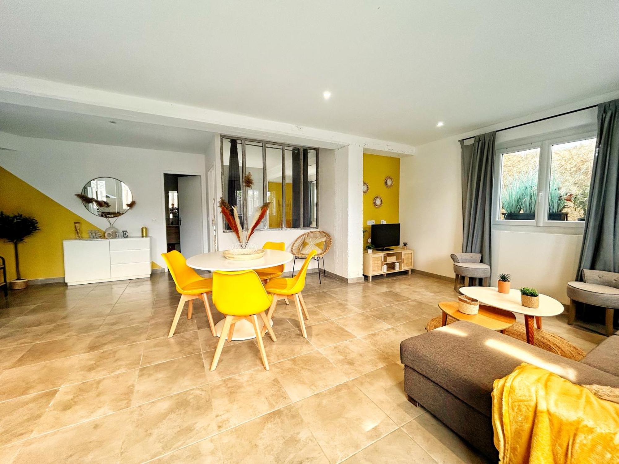 Appartement Doux Rouinet Cocoon à Fourques  Extérieur photo