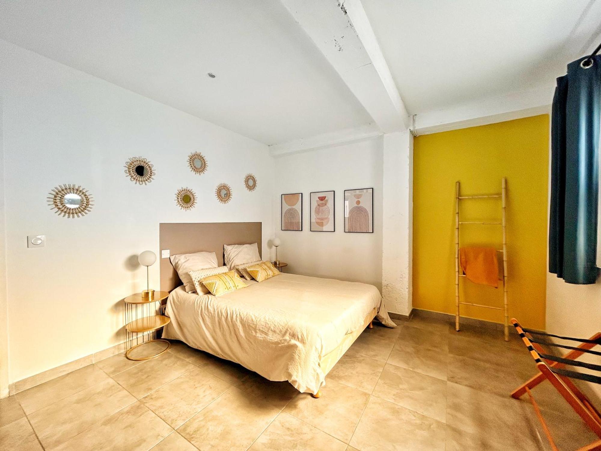 Appartement Doux Rouinet Cocoon à Fourques  Extérieur photo